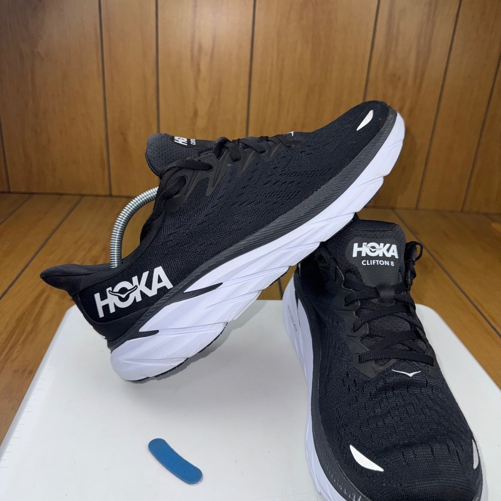 Hoka One One Clifton 8 Mens Running Shoes Black White 1119393 BWHT Size 11.5 D